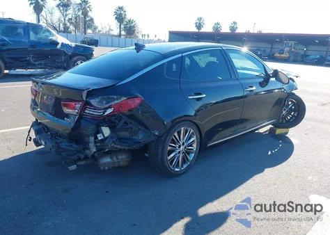 2018 Kia Optima Sx Turbo z USA, uszkodzony, nr VIN 5XXGV4L23JG206370